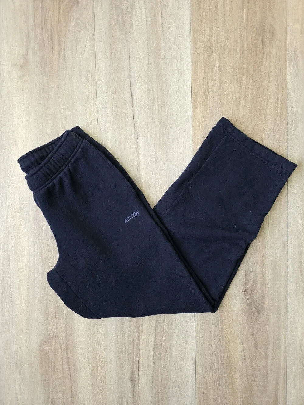 Aritzia Cozy Sweatfleece Mega Straight™ Sweatpant Size XS - Picture 14 of 16